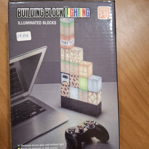 Minecraft LED kids table lamp with 16 blocks new
