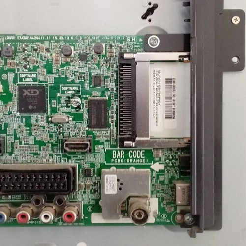 Lg 32 inch TV parts used with digital tuner, broken panel