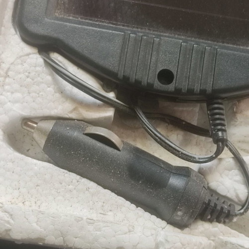 Solar charger and battery maintainer 12V new