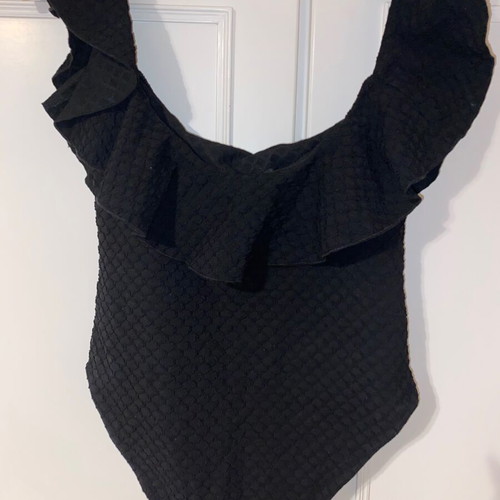 Zara swimsuit with frill like new, size M