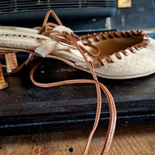 Vintage Y2K Nemesis mules size 39, like new, beige and brown