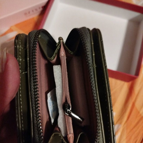 Stella Doca wallet new, olive with croco texture