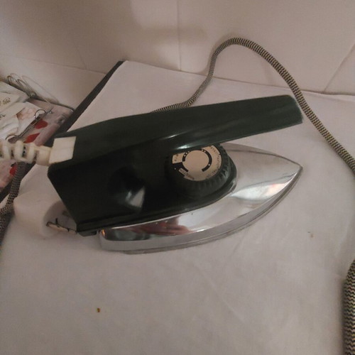 Elektrika Typ. R.73 electric iron used, Greek made