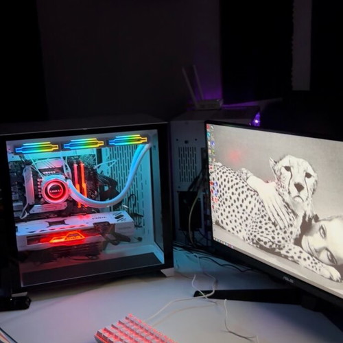 High-End PC Gaming i5 13400F, RX 7800 XT White, 32GB used with ASUS TUF 2K monitor