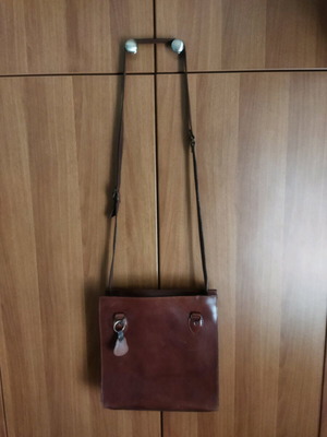 Τσάντα ώμου δερμάτινη καφέ σαν καινούργιο