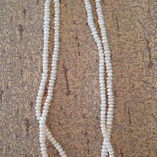 Double strand necklace of natural raw pearls like new