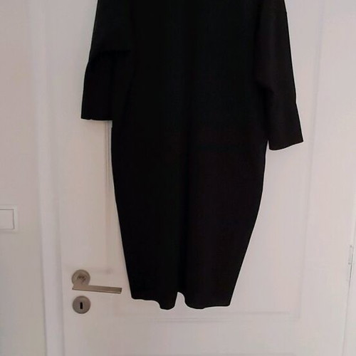 Zara Dress medium black with trouser sleeves and pockets used