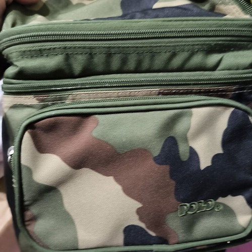 Polo insulated lunch bag like new with three compartments and inner transparency