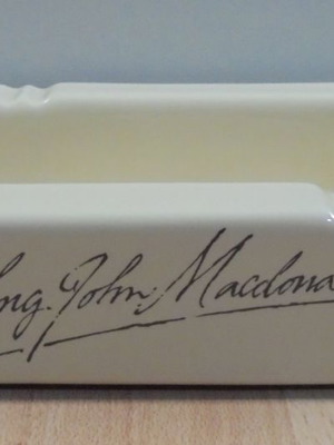 Long John McDonald scotch whisky old promotional ceramic ashtray used