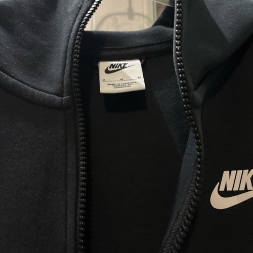 Nike Tech Fleece jacket like new, black and grey, size M