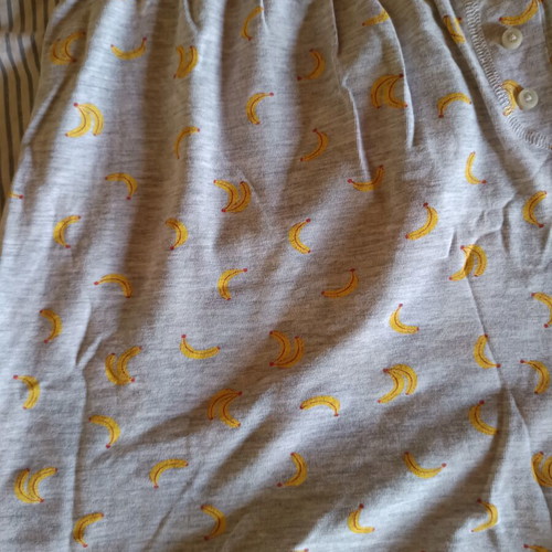 Esmara shorts pajama large like new, gray and yellow
