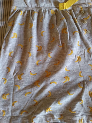 Esmara shorts pajama large like new, gray and yellow