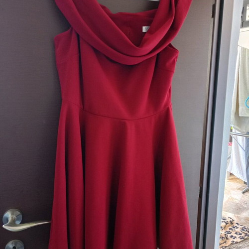 Goddiva cocktail dress Bordeaux red like new, short length