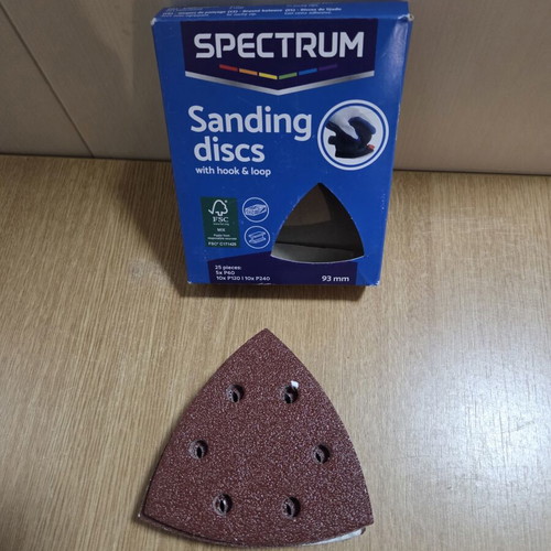 Spectrum sanding discs set of 25 with hook and loop for delta sander