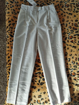 Sinsay women's beige medium pants new with crease