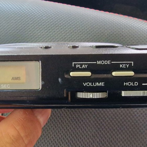 Sony D2 Discman CD player