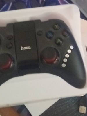 Hoco C19 wireless Bluetooth gamepad for mobile and PC