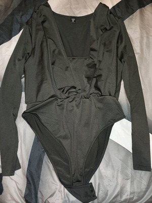 Shein black bodysuit with long sleeves and deep neckline new XXL