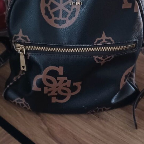 Guess Vicky backpack used with corner fading