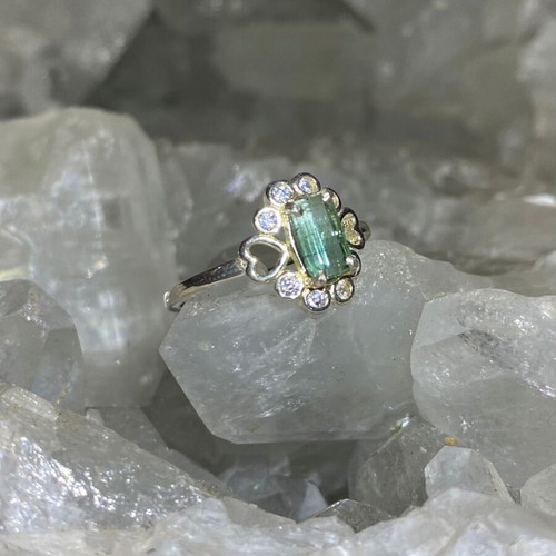 Silver ring with natural green tourmaline and moissanite, new