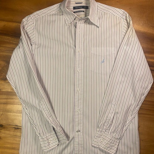 Nautica Men's Shirt Medium like new, striped white and blue