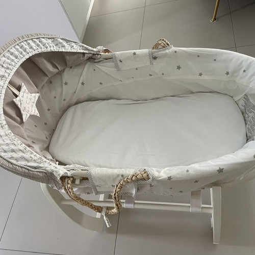 Vintage Mamas & Papas Baby Cradle like new with mattress