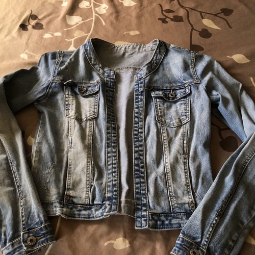 Women's denim jacket without collar, fitted model, light blue, size M