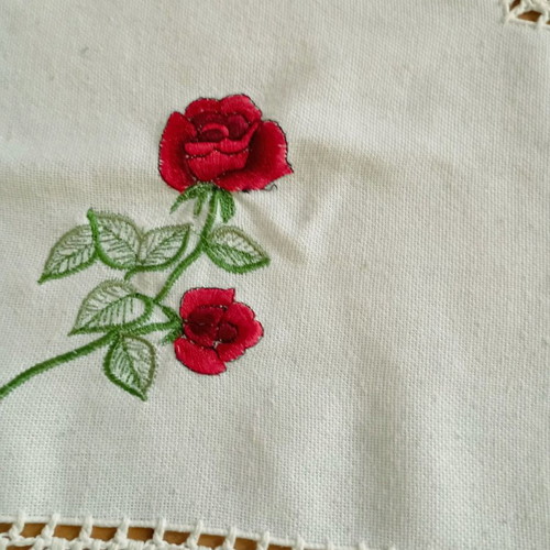 Tablecloth with handmade lace new