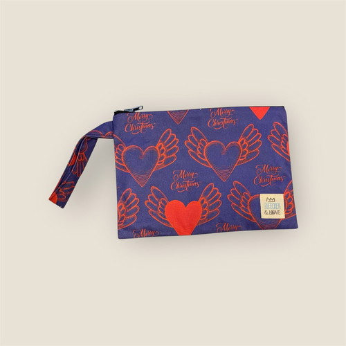 Bleecker & Love Handbag like new with heart pattern