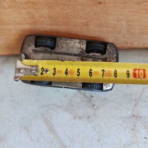 Antique tin toy car used, length 8 cm