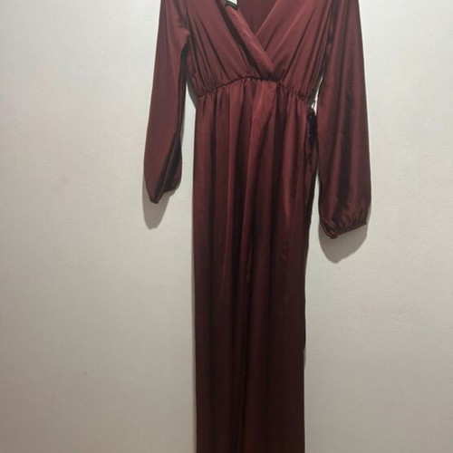 Women's dress new with detachable belt, size S, red