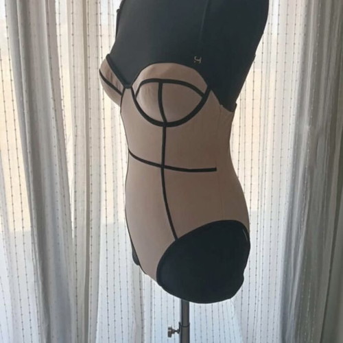 Forever 21 swimsuit M/L nude and black, like new