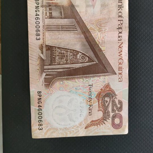 Papua New Guinea 20 Kina banknote used