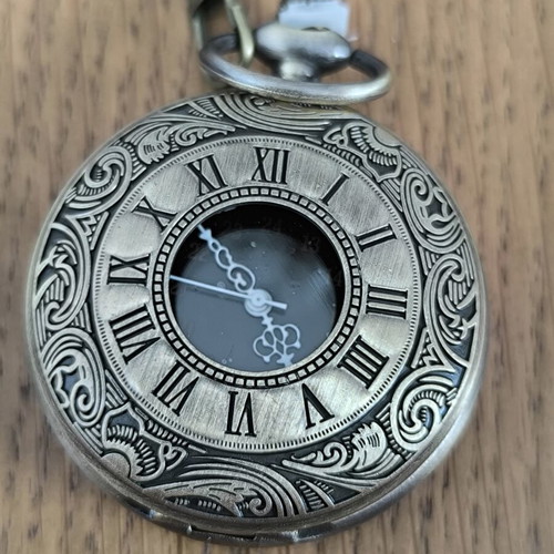 Vintage Pocket Watch Bronze Style Quartz with Chain new