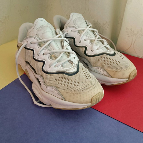 Adidas Ozweego Running Sneakers used, Cloud White Grey One, Size 40.5