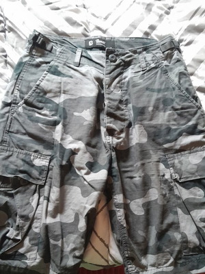 Billabong men's camouflage bermuda shorts new, cotton, size S