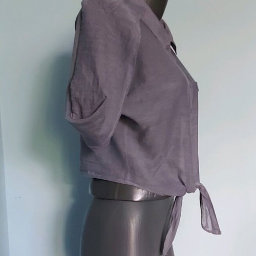 Cotton short shirt used, women's XL/2XL with mother-of-pearl buttons
