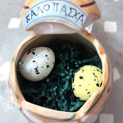Easter egg and rooster porcelain set like new