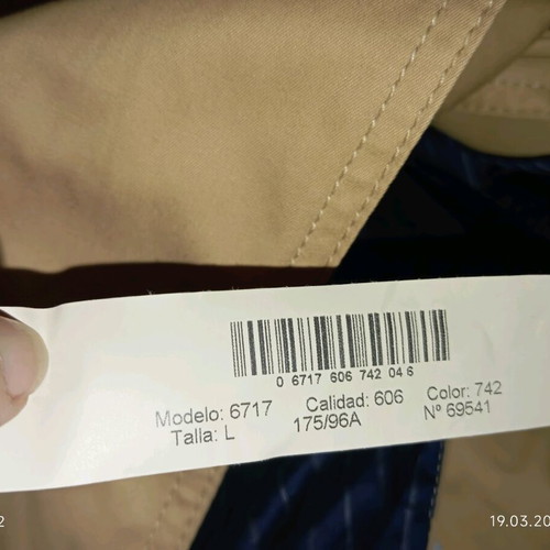 Massimo Dutti trench coat new, size M