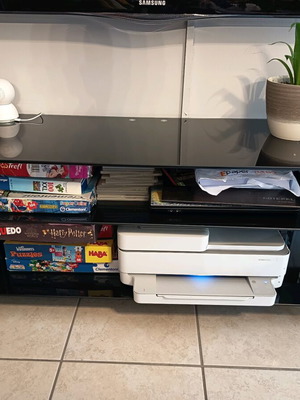 Γυάλινο έπιπλο τηλεόρασης μεταχειρισμένο, τριών επιπέδων