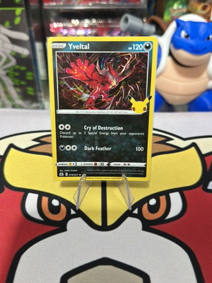 Pokemon card holo Yveltal καινούργιο, celebrations