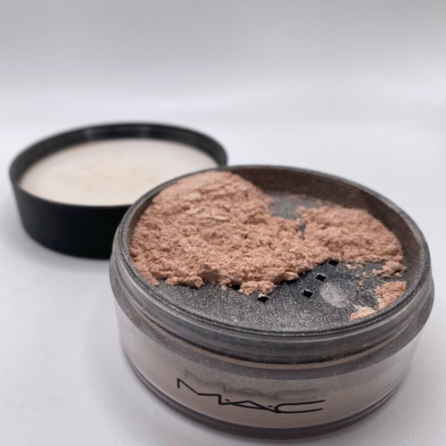 Mac Cosmetics Loose Powder Silver Dusk like new with shimmer