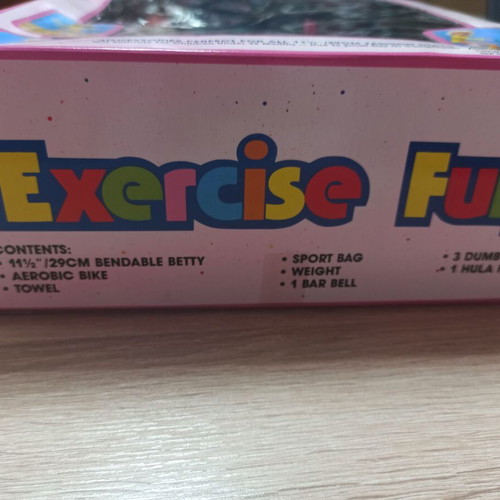 Betty Exercise Fun doll new, vintage 90s with fitness accessories