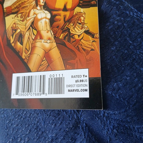 Uncanny X-Men #1 Marvel comic like new with two signatures