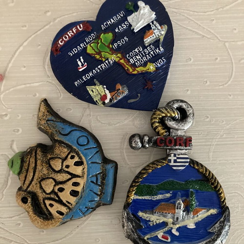 Souvenir magnets set of 3, medium size, new