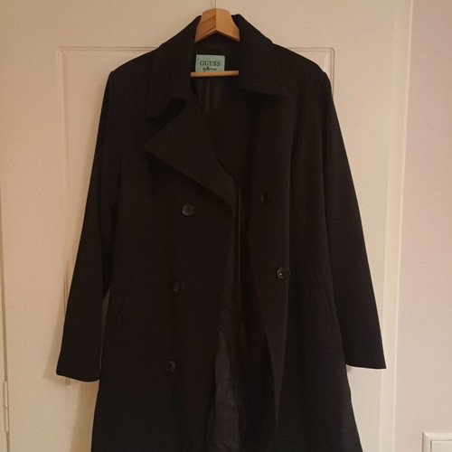 Guess coat black like new, size L