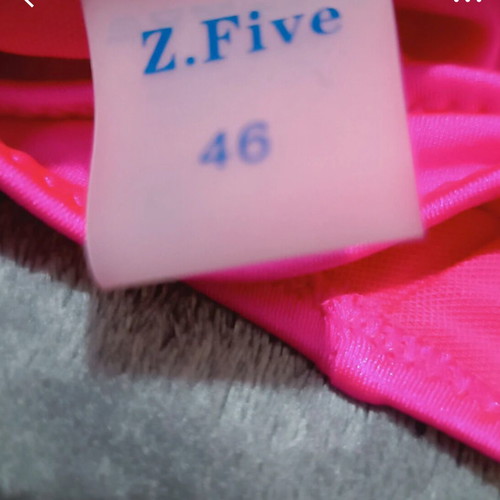 Victoria's Secret bikini slip like new, 2 pieces pink and purple