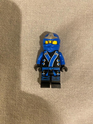 Lego Ninjago Jay used figure with blue robe The Final Battle