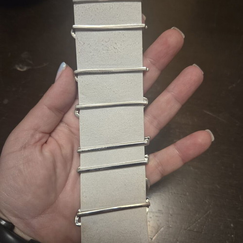 Guess bracelet like new, white color