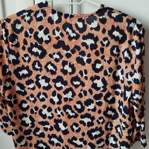 Women's blouse cruazé like new, size L, multicolor